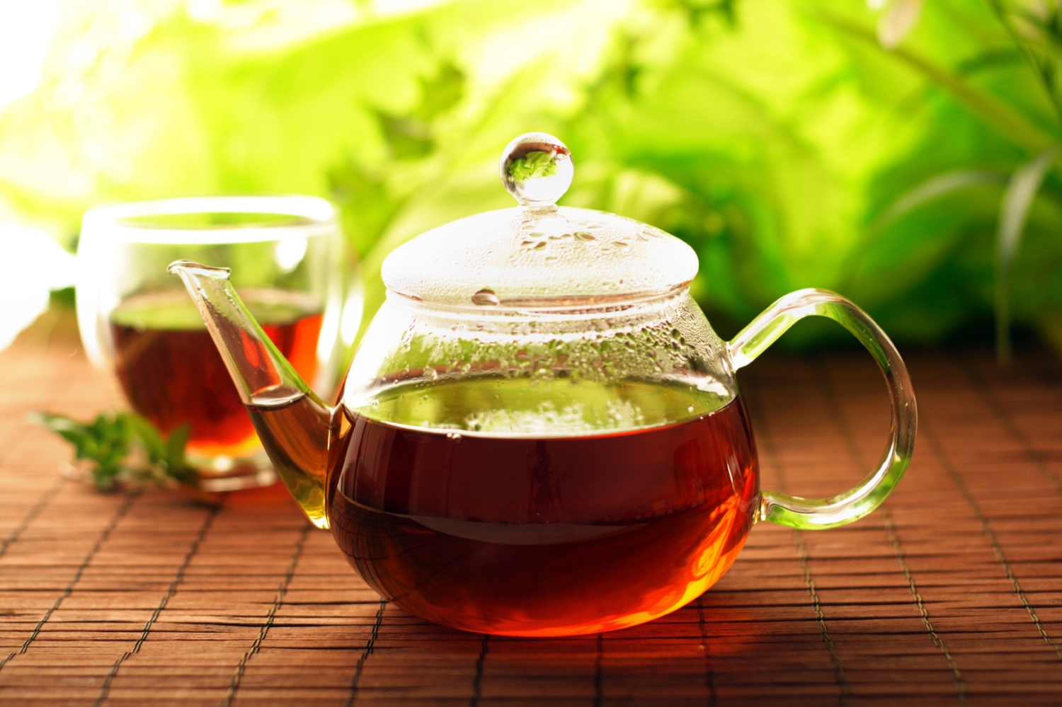 five healthy benefits of drinking black tea