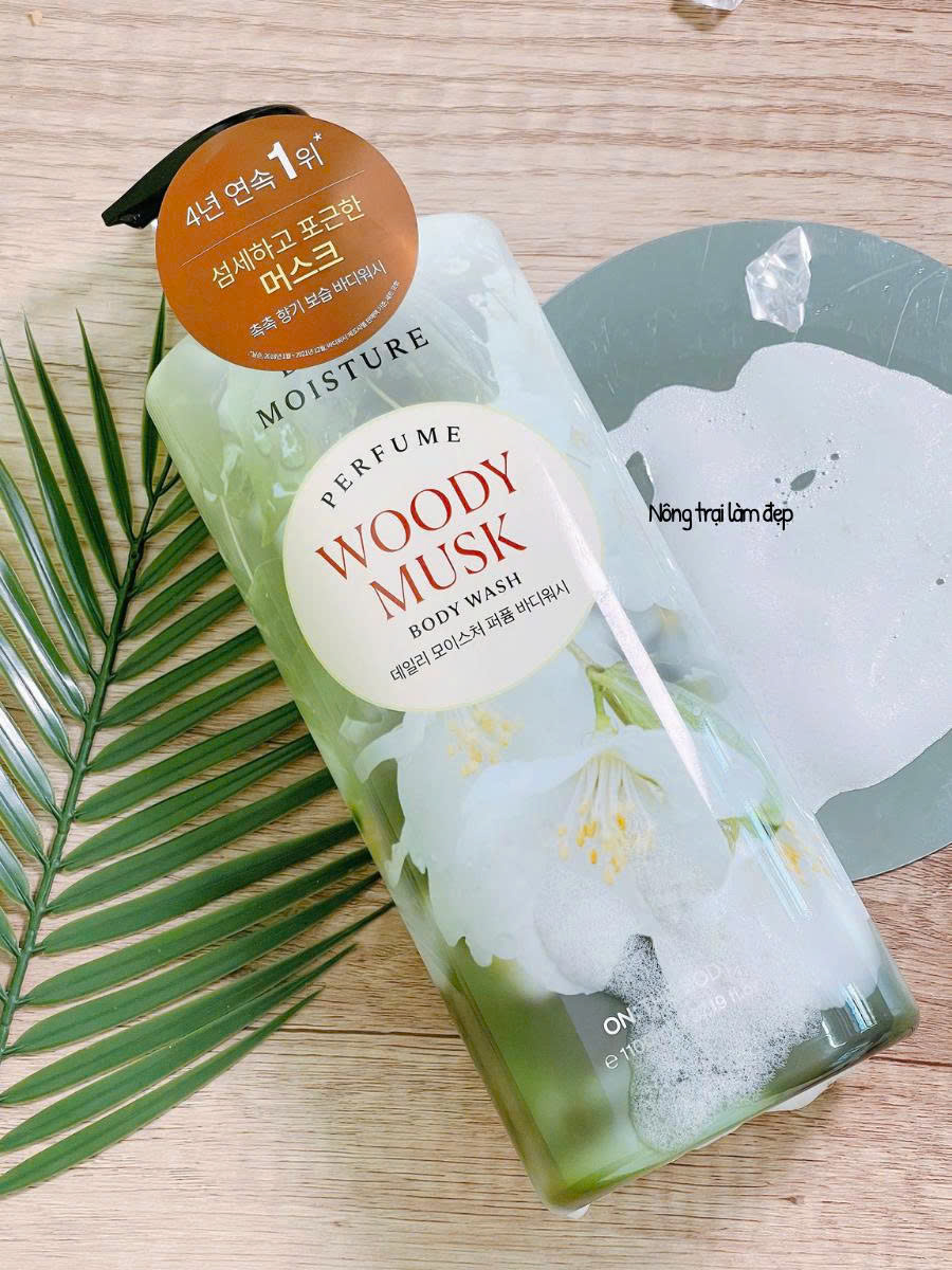 Sữa Tắm Moisture Woody Musk 1100ml